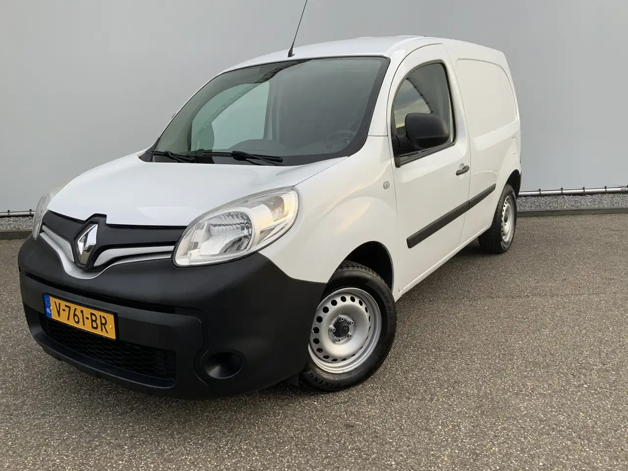 Renault Kangoo 1.5 dCi 90 Energy Luxe Airco Cruise Euro 6 - Xe van nhỏ gọn: hình 1 Renault Kangoo 1.5 dCi 90 Energy Luxe Airco Cruise Euro 6 - Xe van nhỏ gọn: hình 1