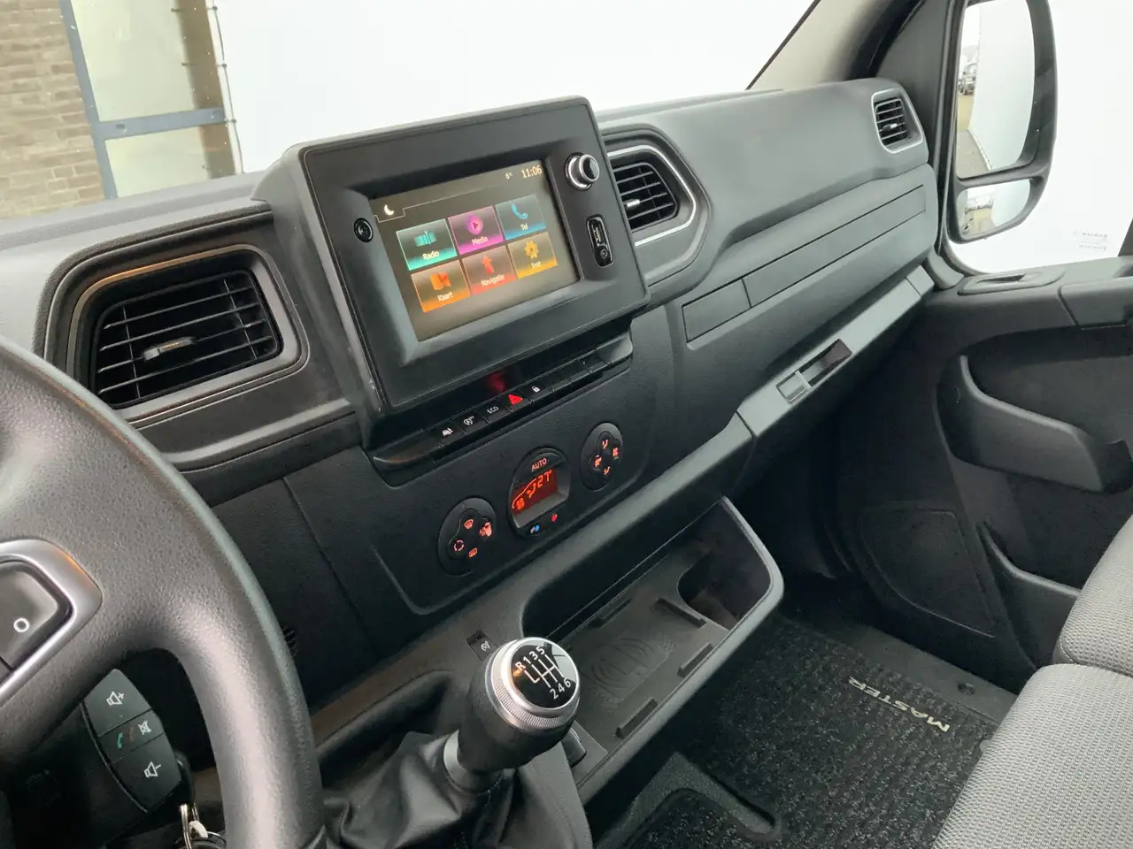 Xe van chở hàng Renault Master T35 2.3 dCi 150 L2H2 Airco Cruise Camera 3 Zits Na: hình 10