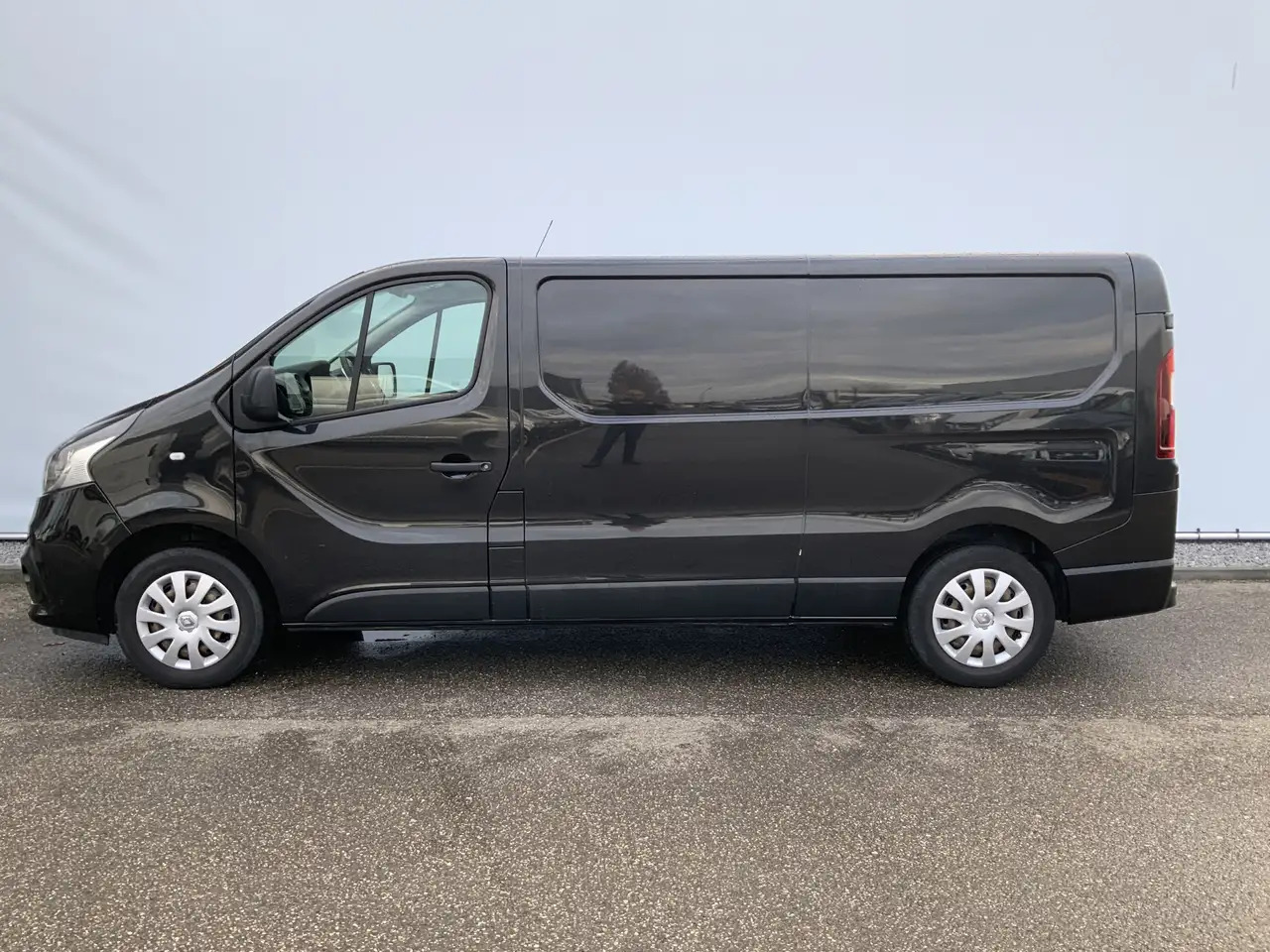 Renault Trafic 1.6 dCi T29 L2H1 Airco Cruise Trerkhaak 2000kg 3 Z - Xe van chở hàng: hình 3 Renault Trafic 1.6 dCi T29 L2H1 Airco Cruise Trerkhaak 2000kg 3 Z - Xe van chở hàng: hình 3