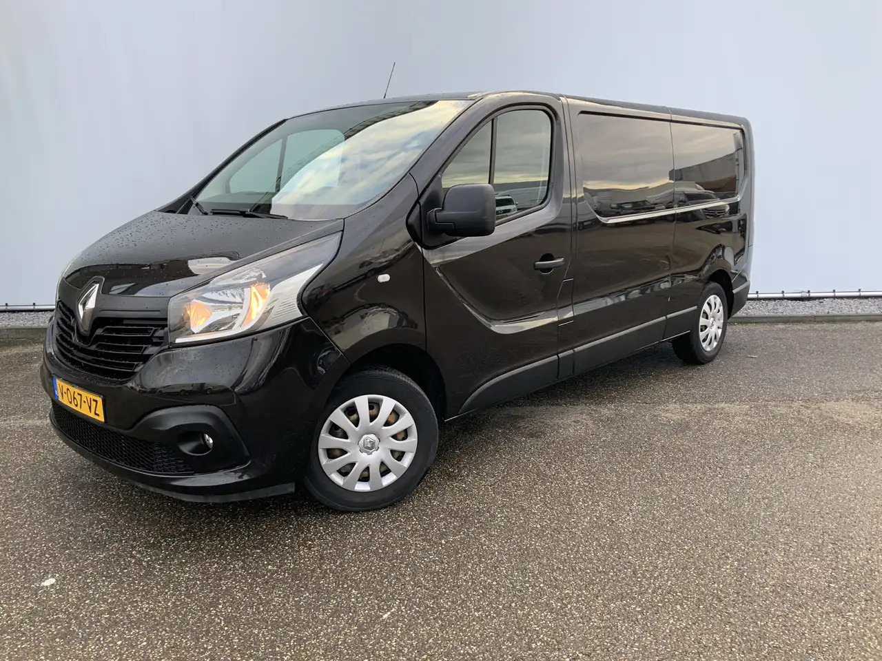 Renault Trafic 1.6 dCi T29 L2H1 Airco Cruise Trerkhaak 2000kg 3 Z - Xe van chở hàng: hình 1 Renault Trafic 1.6 dCi T29 L2H1 Airco Cruise Trerkhaak 2000kg 3 Z - Xe van chở hàng: hình 1