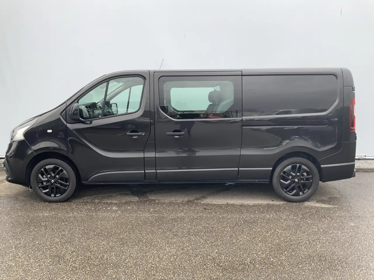 Renault Trafic 1.6 dCi T29 L2H1 Dub Cab 5 Zits Airco Cruise Navi - Xe tải van: hình 3 Renault Trafic 1.6 dCi T29 L2H1 Dub Cab 5 Zits Airco Cruise Navi - Xe tải van: hình 3