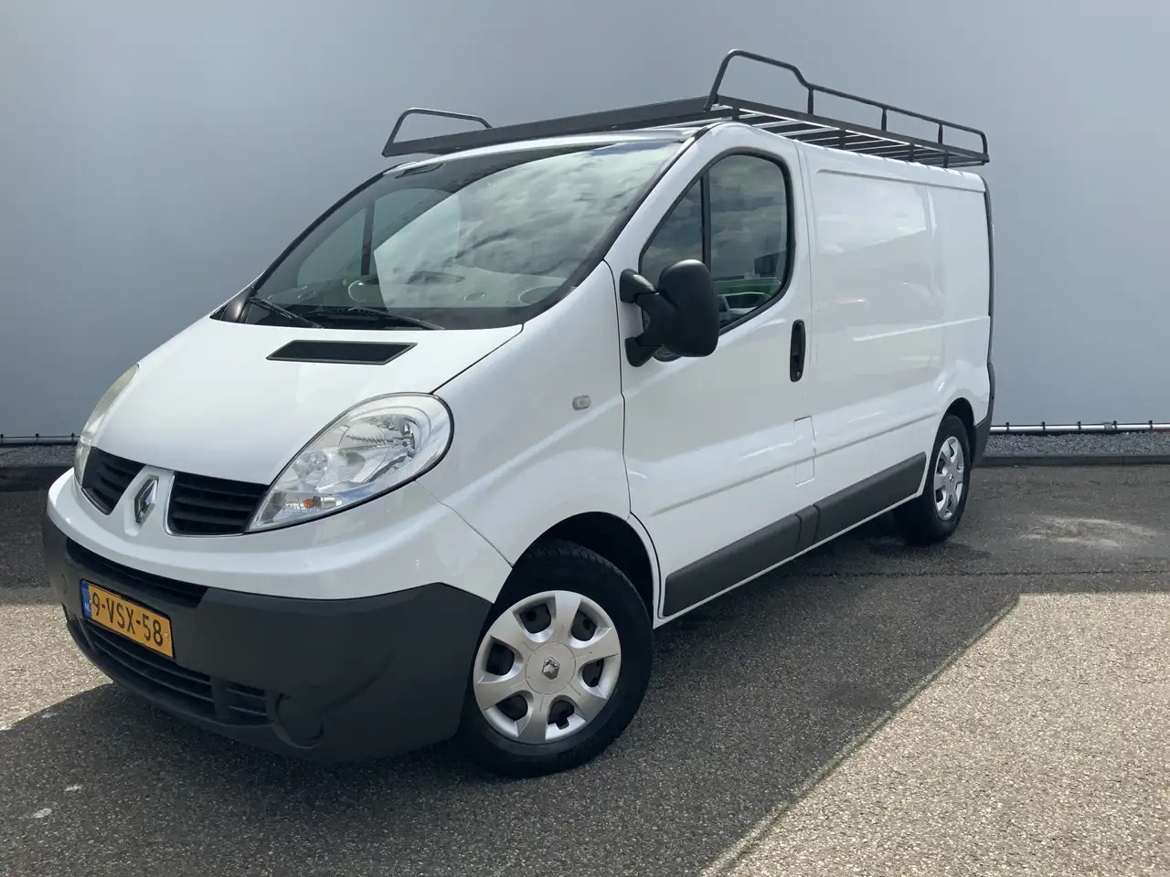 Renault Trafic 2.0 dCi T29 L1H1 Eco 3 Zits Imperiaal Trekhaak 200 - Xe van chở hàng: hình 1 Renault Trafic 2.0 dCi T29 L1H1 Eco 3 Zits Imperiaal Trekhaak 200 - Xe van chở hàng: hình 1
