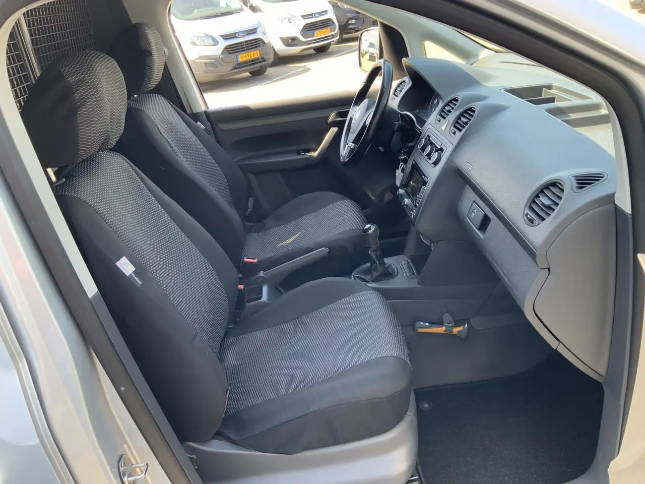 Volkswagen Caddy 1.6 TDI Airco Imperiaal Trekhaak 1400 kg navi Crui - Xe van nhỏ gọn: hình 5 Volkswagen Caddy 1.6 TDI Airco Imperiaal Trekhaak 1400 kg navi Crui - Xe van nhỏ gọn: hình 5