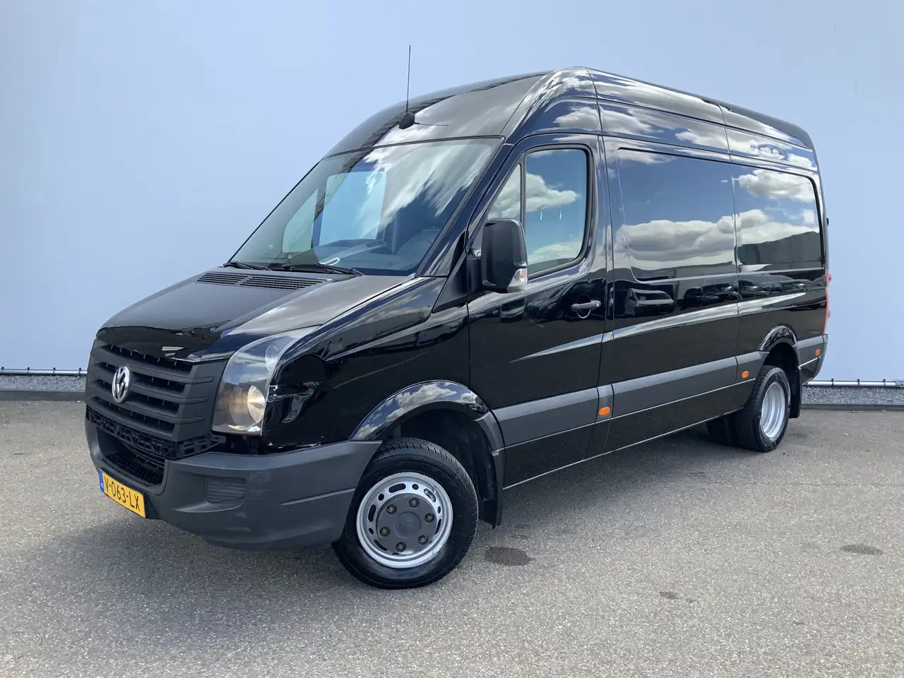 Volkswagen Crafter 35 2.0 TDI L2H2 Airco Cruise Trekhaak 3500 kg weba - Xe van chở hàng: hình 1 Volkswagen Crafter 35 2.0 TDI L2H2 Airco Cruise Trekhaak 3500 kg weba - Xe van chở hàng: hình 1