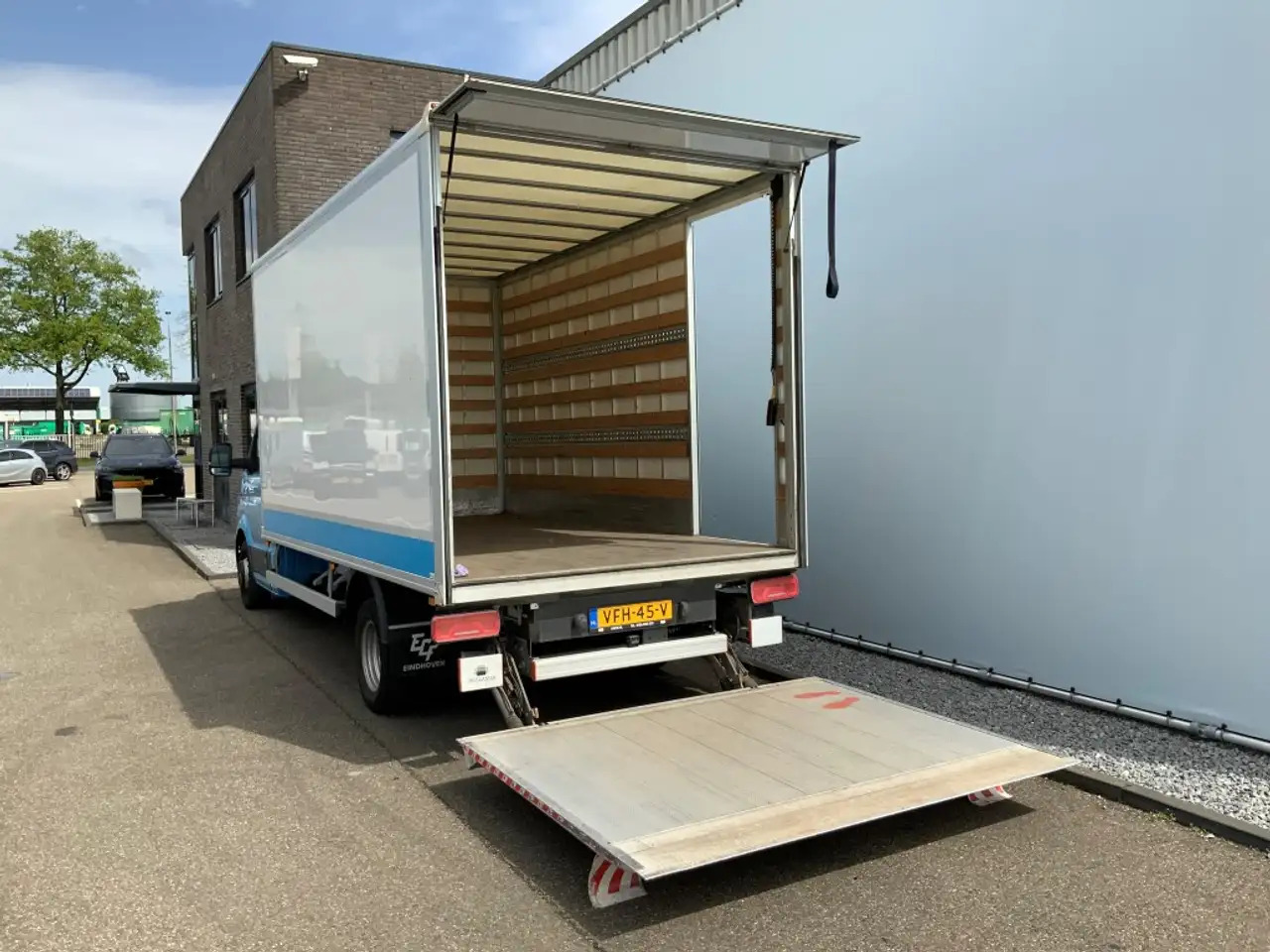 Xe tải nhỏ thùng kín Volkswagen Crafter 35 2.0 TDI L4 Meubelbak & Lift Automaat Airco Crui: hình 17