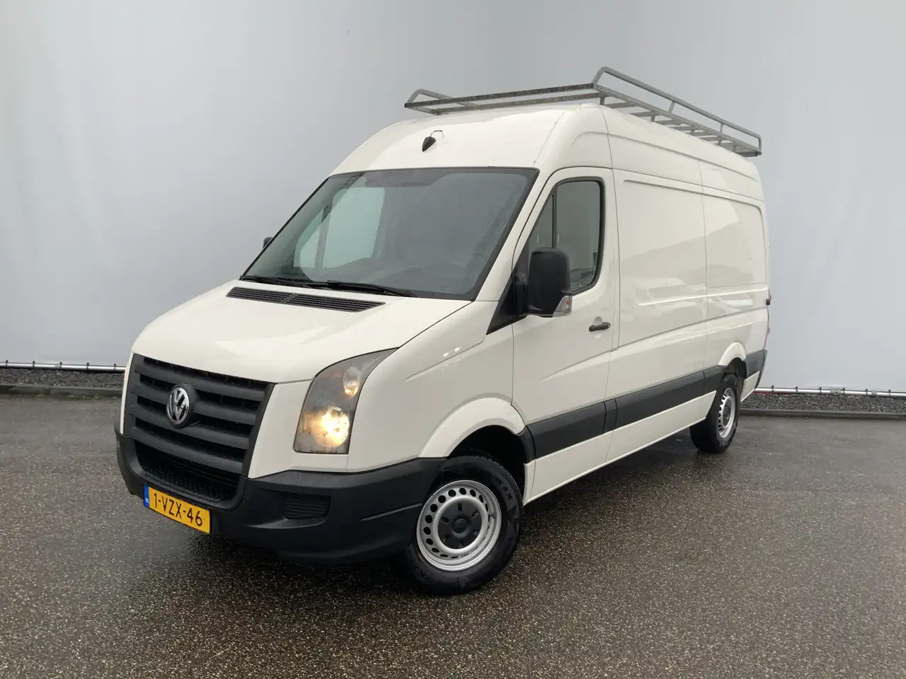 Volkswagen Crafter 50 2.5 TDI L2H2 Airco 3 Zits Imperiaal&Trap Trekha - Xe van chở hàng: hình 1 Volkswagen Crafter 50 2.5 TDI L2H2 Airco 3 Zits Imperiaal&Trap Trekha - Xe van chở hàng: hình 1