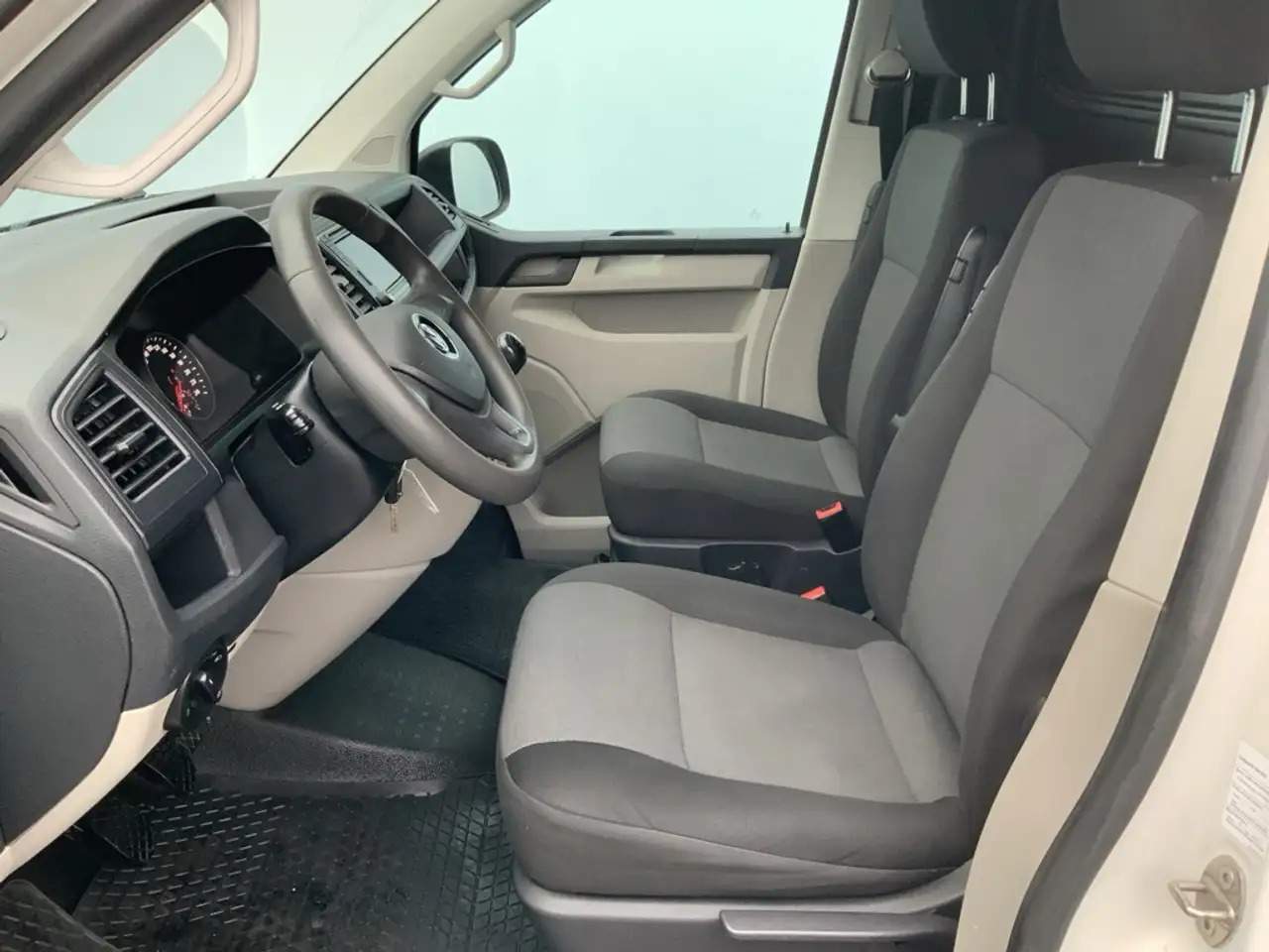 Xe van chở hàng Volkswagen T6 Transporter 2.0 TDI L1H1 Comfortline Airco Navi Trekhaak 2200: hình 7
