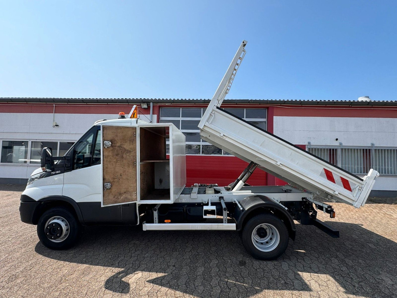 Xe ben nhỏ Iveco 70C18 Kipper 3625 kg Nutzlast! Klima EURO 6C: hình 7