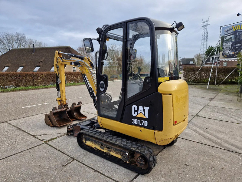 Caterpillar 301.7D with low hours! - Máy xúc mini: hình 3 Caterpillar 301.7D with low hours! - Máy xúc mini: hình 3