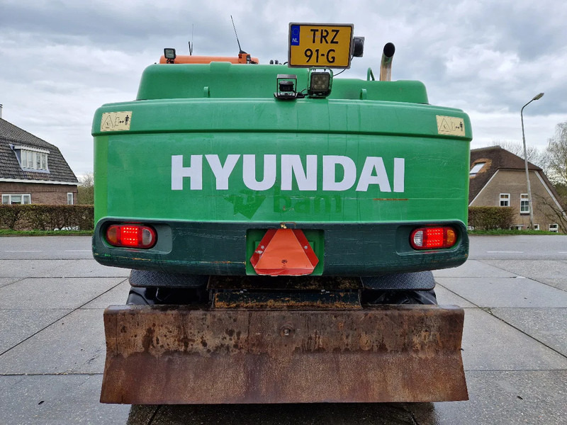 Hyundai Robex 160W-9A met 6-cilinder Cummins motor - Máy xúc bánh lốp: hình 3 Hyundai Robex 160W-9A met 6-cilinder Cummins motor - Máy xúc bánh lốp: hình 3