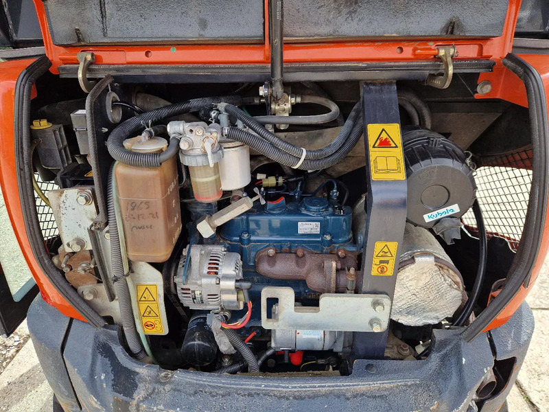 Kubota KX019-4 CW05 met 2 bakken - Máy xúc mini: hình 5 Kubota KX019-4 CW05 met 2 bakken - Máy xúc mini: hình 5