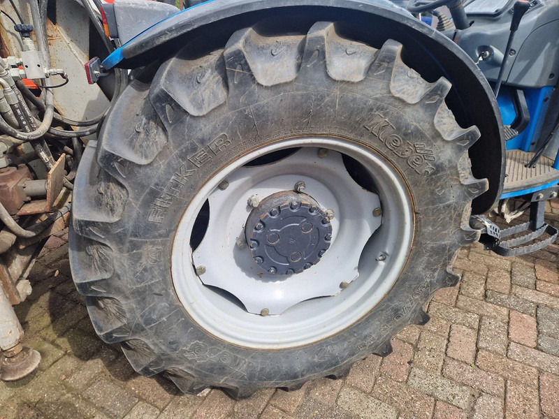 Giàn khoan Landini Rex 95F speed five 4x4 drilling tractor: hình 11 Giàn khoan Landini Rex 95F speed five 4x4 drilling tractor: hình 11