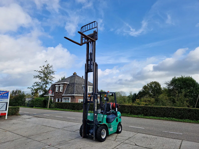 Maximal Nissan Zhejiang 2.5 ton LPG LOW HOURS - Xe nâng gas: hình 1 Maximal Nissan Zhejiang 2.5 ton LPG LOW HOURS - Xe nâng gas: hình 1