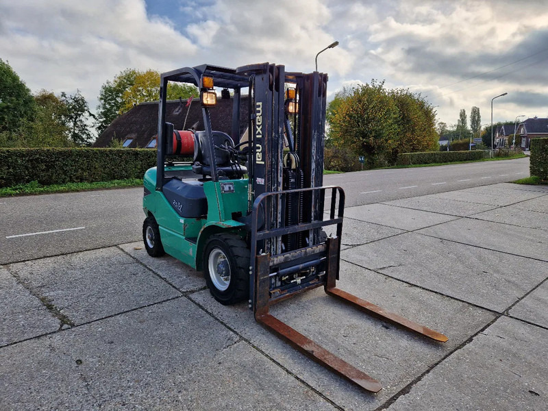 Maximal Nissan Zhejiang 2.5 ton LPG LOW HOURS - Xe nâng gas: hình 3 Maximal Nissan Zhejiang 2.5 ton LPG LOW HOURS - Xe nâng gas: hình 3