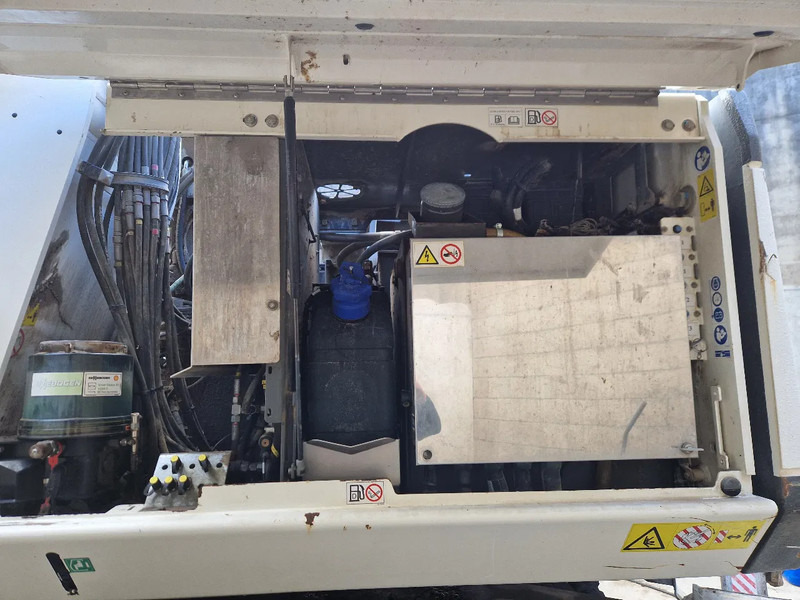 Sennebogen 821 overslagkraan - Máy cạp rác/ Công nghiệp: hình 5 Sennebogen 821 overslagkraan - Máy cạp rác/ Công nghiệp: hình 5