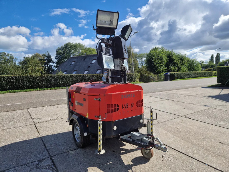 Tower Light VB9 mobiele lichtmast 9m. hoog - Tháp thắp sáng: hình 3 Tower Light VB9 mobiele lichtmast 9m. hoog - Tháp thắp sáng: hình 3