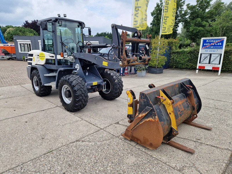 Yanmar TL80 / Terex TL80 / Schaeff TL80 very low hours! - Máy xúc lật bánh lốp: hình 2 Yanmar TL80 / Terex TL80 / Schaeff TL80 very low hours! - Máy xúc lật bánh lốp: hình 2