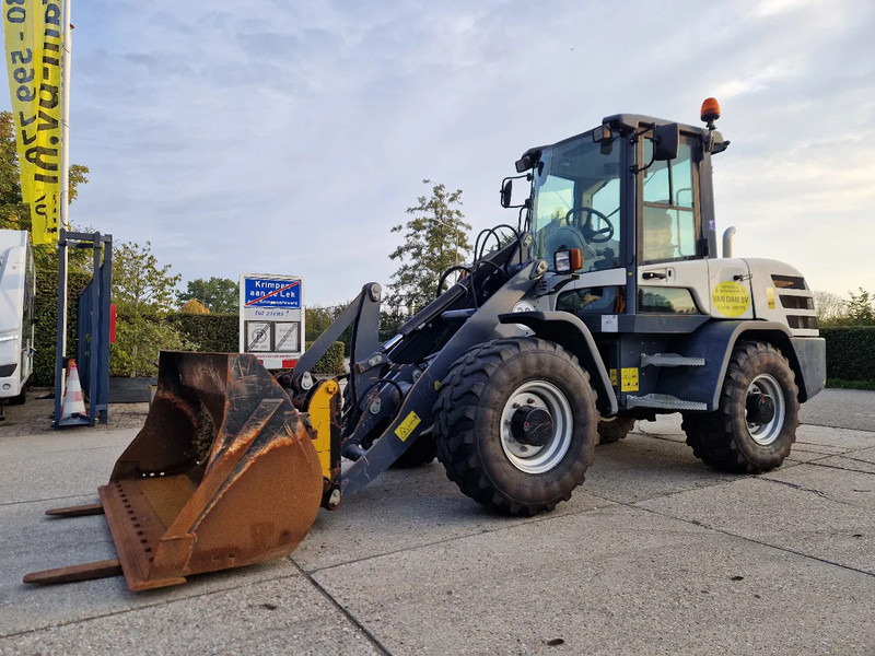 Yanmar / Terex TL80 met NL kenteken very low hours! - Máy xúc lật bánh lốp: hình 1 Yanmar / Terex TL80 met NL kenteken very low hours! - Máy xúc lật bánh lốp: hình 1