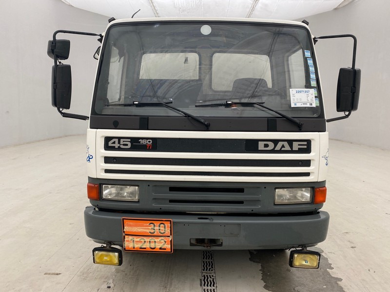 DAF 45.160 ATi - Xe bồn: hình 2 DAF 45.160 ATi - Xe bồn: hình 2