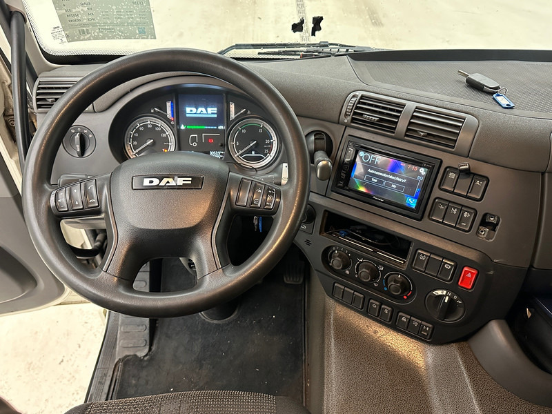 Xe tải hộp DAF CF 330 - 6x2: hình 11