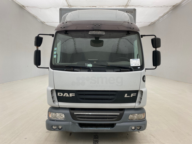 DAF LF45.180 - Xe tải hộp: hình 2 DAF LF45.180 - Xe tải hộp: hình 2
