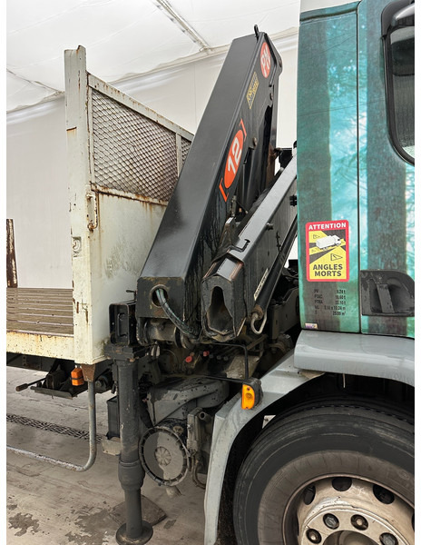 DAF LF55.210 - Xe tải thùng lửng/ Phẳng, Xe cẩu tự hành: hình 4 DAF LF55.210 - Xe tải thùng lửng/ Phẳng, Xe cẩu tự hành: hình 4