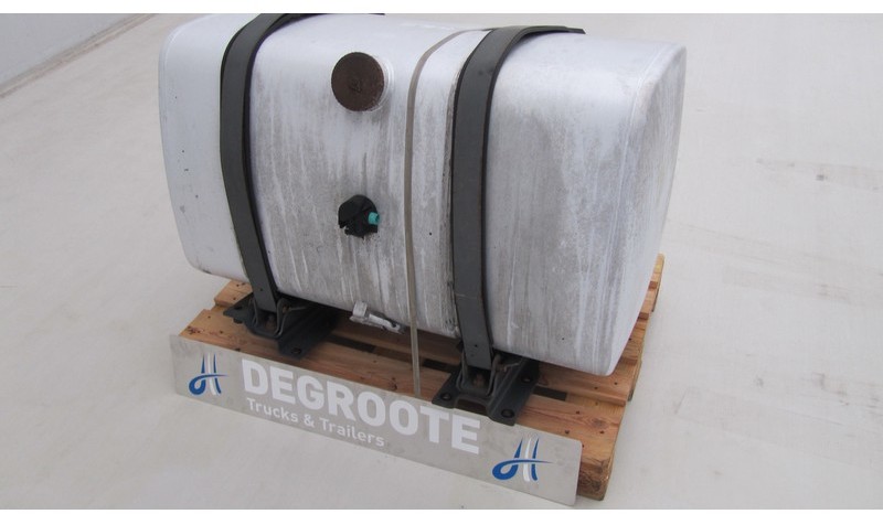 DAF Tank XF LI. - Bình nhiên liệu: hình 3 DAF Tank XF LI. - Bình nhiên liệu: hình 3