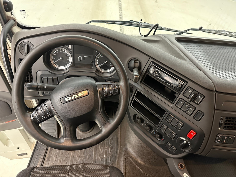Xe tải khung gầm DAF XF 460 Space Cab: hình 8 Xe tải khung gầm DAF XF 460 Space Cab: hình 8