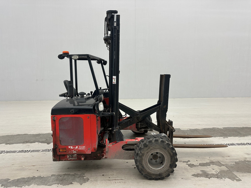 Manitou TMM25 4W - Xe nâng gắn tải: hình 4 Manitou TMM25 4W - Xe nâng gắn tải: hình 4