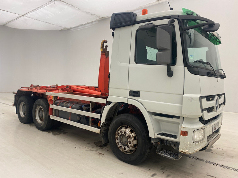 Mercedes-Benz Actros 2641 - 6x4 - Xe tải nâng móc: hình 3 Mercedes-Benz Actros 2641 - 6x4 - Xe tải nâng móc: hình 3