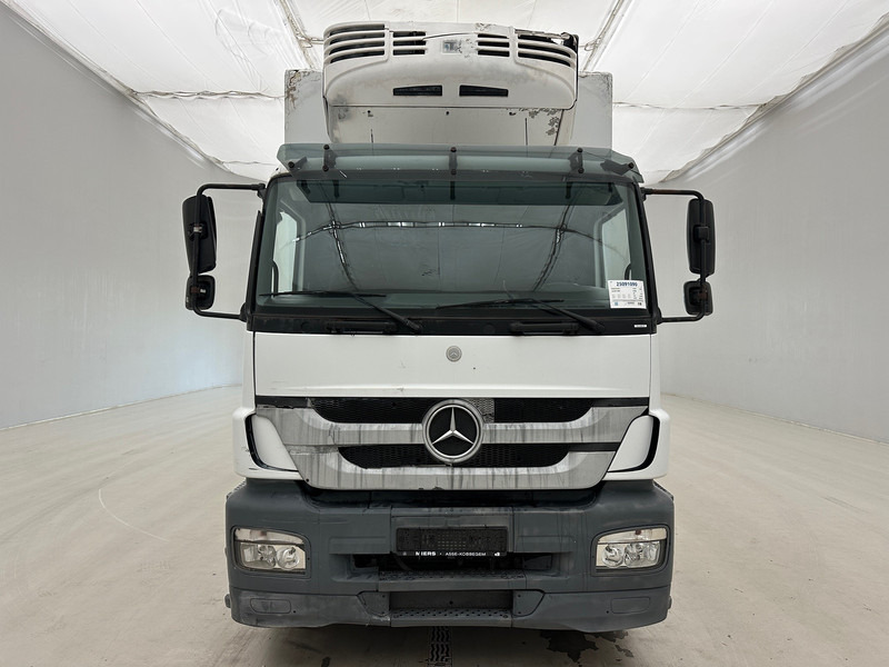 Mercedes-Benz Axor 1824 - Xe tải đông lạnh: hình 2 Mercedes-Benz Axor 1824 - Xe tải đông lạnh: hình 2