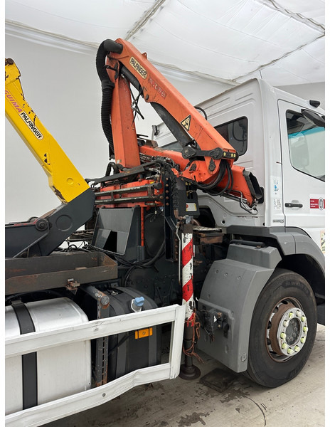 Mercedes-Benz Axor 1824 - Xe tải nâng móc, Xe cẩu tự hành: hình 5 Mercedes-Benz Axor 1824 - Xe tải nâng móc, Xe cẩu tự hành: hình 5