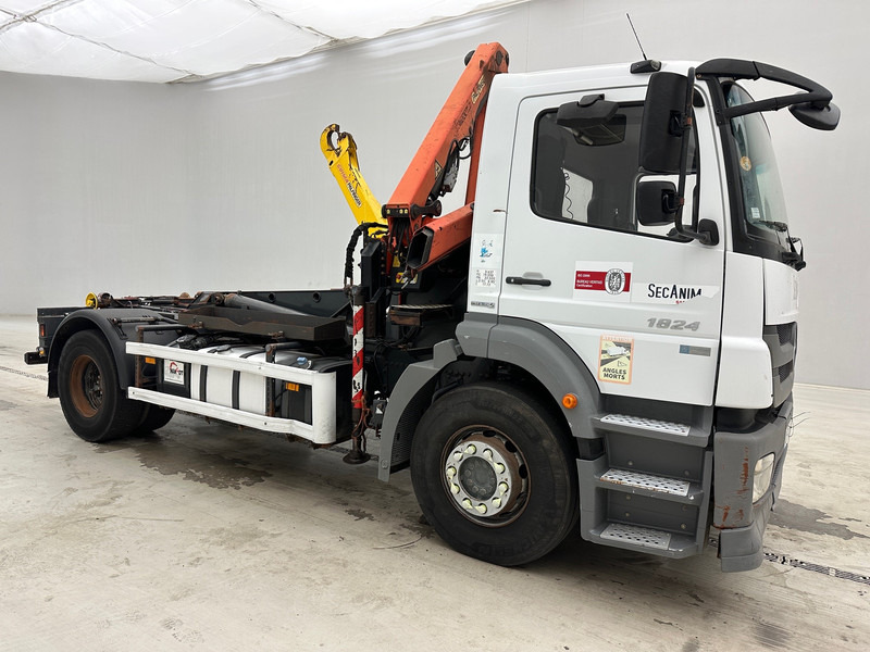 Mercedes-Benz Axor 1824 - Xe tải nâng móc, Xe cẩu tự hành: hình 3 Mercedes-Benz Axor 1824 - Xe tải nâng móc, Xe cẩu tự hành: hình 3