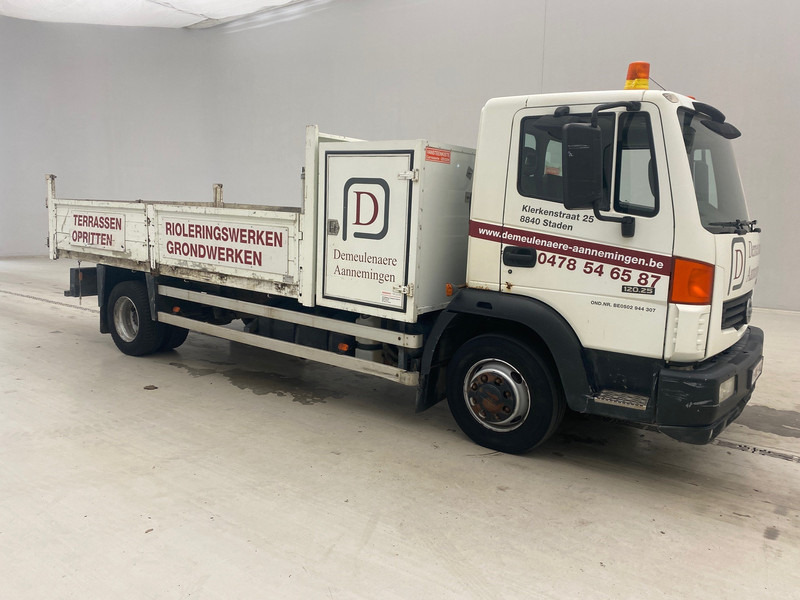 Nissan Atleon 120.25 - Xe ben: hình 3 Nissan Atleon 120.25 - Xe ben: hình 3