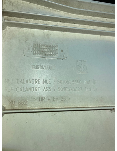 Renault 5010578640 5010578640 - Lưới tản nhiệt cho Xe tải: hình 3 Renault 5010578640 5010578640 - Lưới tản nhiệt cho Xe tải: hình 3