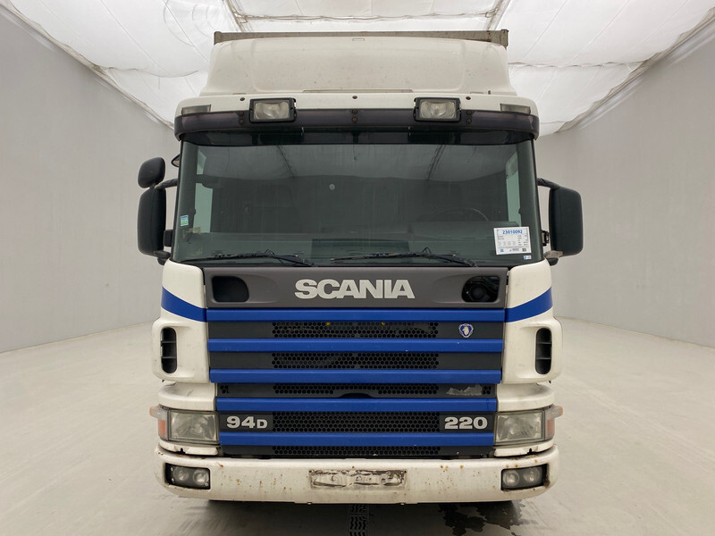 Scania P94.220 - Xe tải thùng mui bạt: hình 2 Scania P94.220 - Xe tải thùng mui bạt: hình 2