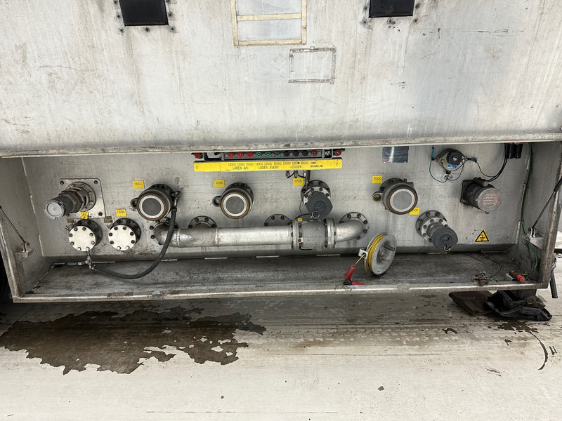 Stokota Tank 39000 L - Sơ mi rơ moóc bồn: hình 4 Stokota Tank 39000 L - Sơ mi rơ moóc bồn: hình 4