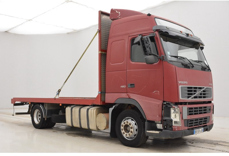 Volvo FH12.460 Globetrotter - Xe tải thùng lửng/ Phẳng: hình 3 Volvo FH12.460 Globetrotter - Xe tải thùng lửng/ Phẳng: hình 3