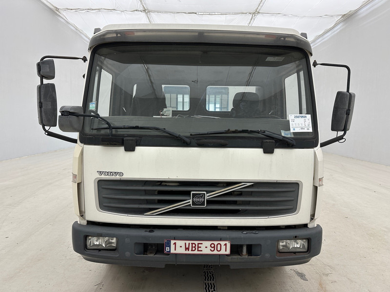Volvo FL 180 - Xe ben: hình 2 Volvo FL 180 - Xe ben: hình 2