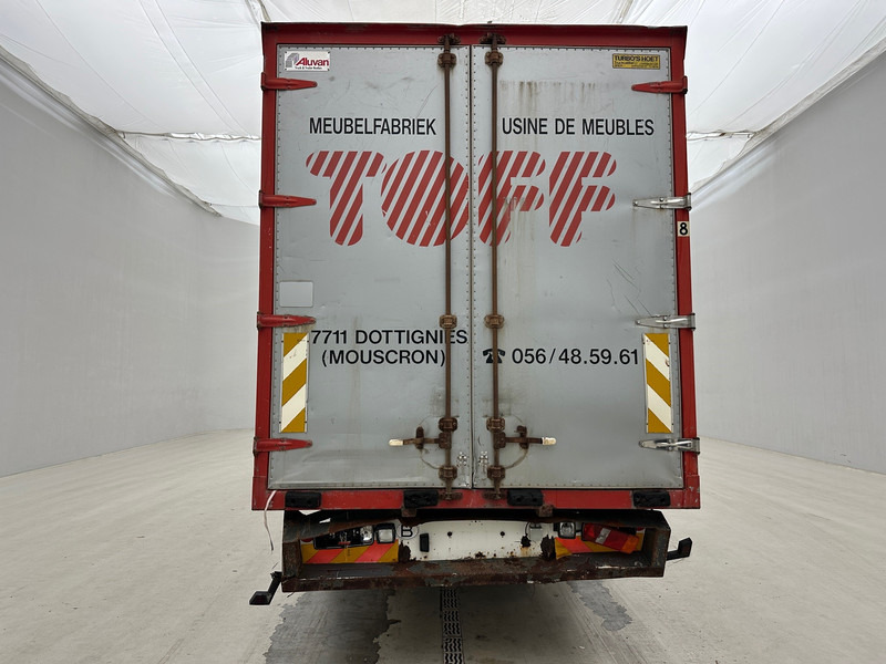 Volvo FL 220 - Xe chở container/ Xe tải hoán đổi thân: hình 5 Volvo FL 220 - Xe chở container/ Xe tải hoán đổi thân: hình 5