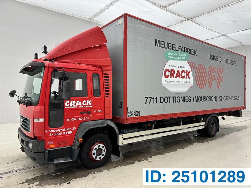 Volvo FL 220 - Xe chở container/ Xe tải hoán đổi thân: hình 1 Volvo FL 220 - Xe chở container/ Xe tải hoán đổi thân: hình 1