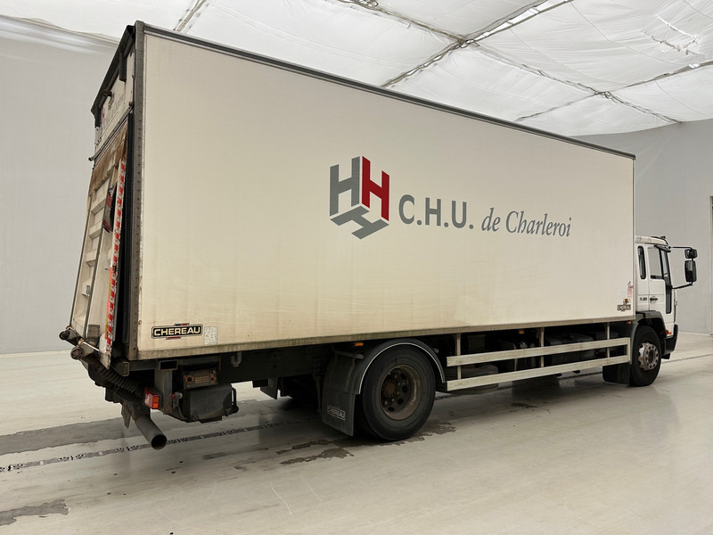 Volvo FL 220 - Xe tải đông lạnh: hình 5 Volvo FL 220 - Xe tải đông lạnh: hình 5
