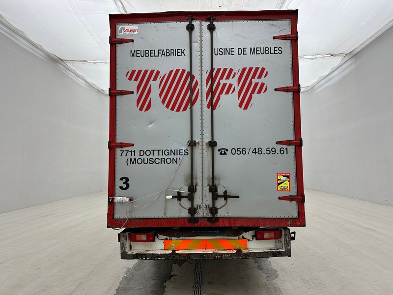 Volvo FL 220 - Xe chở container/ Xe tải hoán đổi thân: hình 5 Volvo FL 220 - Xe chở container/ Xe tải hoán đổi thân: hình 5