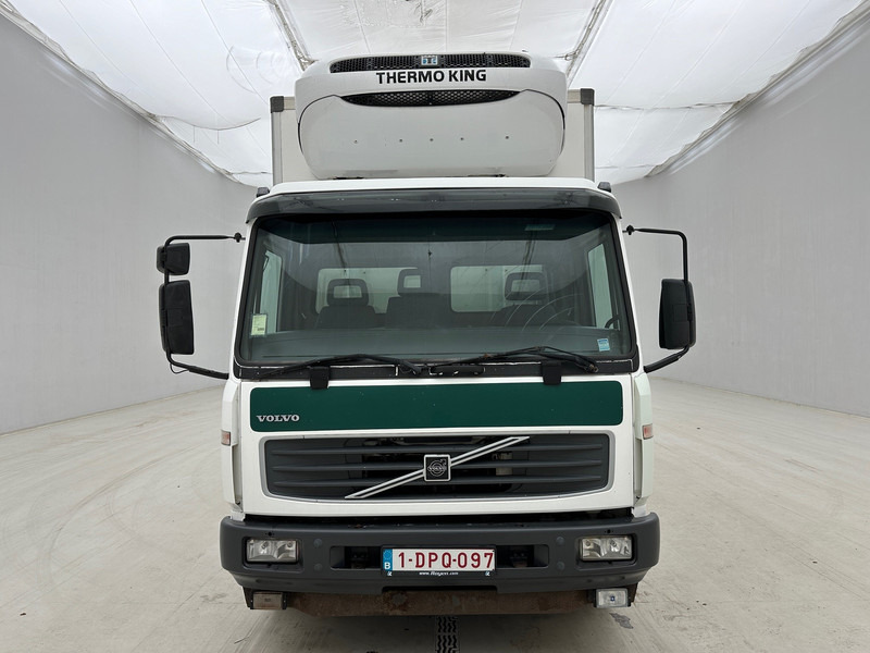 Volvo FL 220 - Xe tải đông lạnh: hình 2 Volvo FL 220 - Xe tải đông lạnh: hình 2