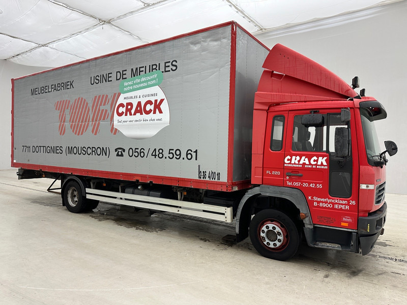 Volvo FL 220 - Xe chở container/ Xe tải hoán đổi thân: hình 3 Volvo FL 220 - Xe chở container/ Xe tải hoán đổi thân: hình 3