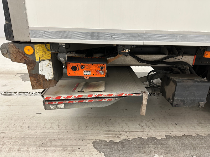 Volvo FL 280 - Xe tải đông lạnh: hình 5 Volvo FL 280 - Xe tải đông lạnh: hình 5