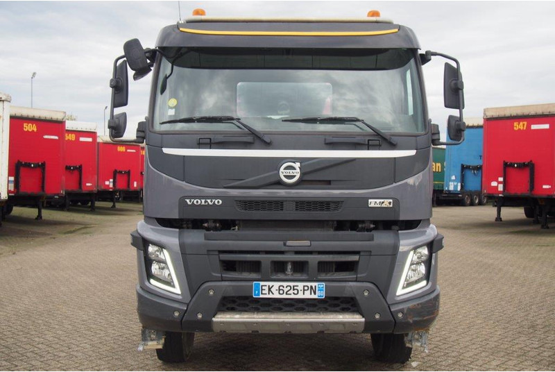 Volvo FMX 410 - 8x4 - Xe trộn bê tông: hình 2 Volvo FMX 410 - 8x4 - Xe trộn bê tông: hình 2