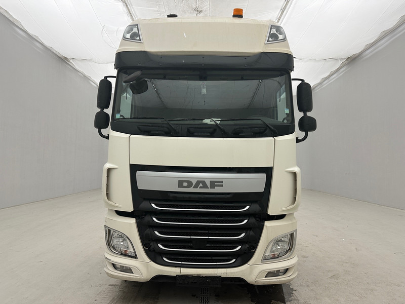 DAF XF 460 Super Space Cab - Xe đầu kéo: hình 2 DAF XF 460 Super Space Cab - Xe đầu kéo: hình 2