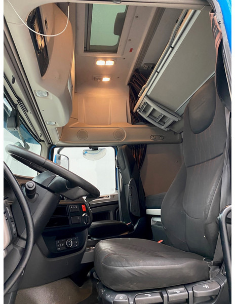 Xe đầu kéo DAF XF 530 Super Space Cab: hình 10