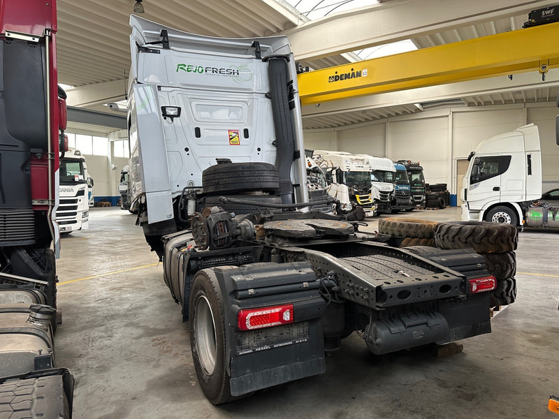 Mercedes-Benz Actros 2145 - Xe đầu kéo: hình 5 Mercedes-Benz Actros 2145 - Xe đầu kéo: hình 5